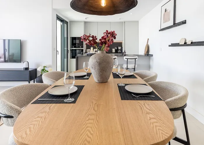 Casa Lucia - Mediterranean Garden Apartment Fuengirola